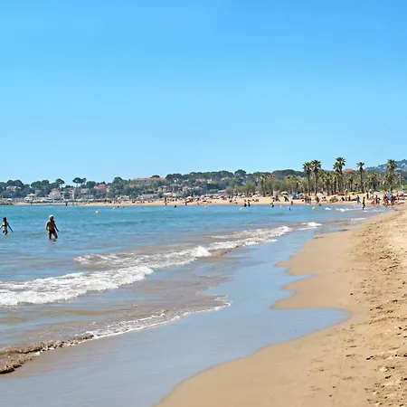 Le Forum De La Mer-2 By Interhome Apartment Saint Aygulf