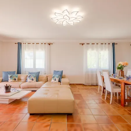 Le Forum De La Mer-2 By Interhome Saint Aygulf