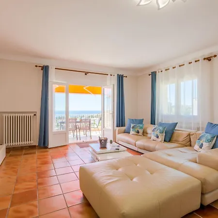 Le Forum De La Mer-2 By Interhome Apartment Saint Aygulf