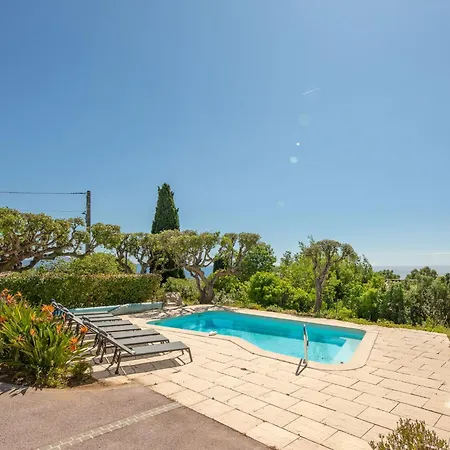 Apartment Le Forum De La Mer-2 By Interhome