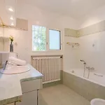 Le Forum De La Mer-2 By Interhome